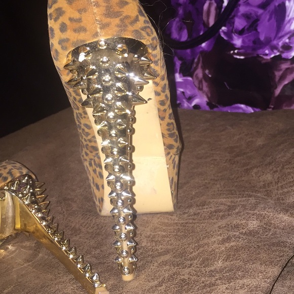 Cheetah Print Heels 🐆. - Picture 3 of 3